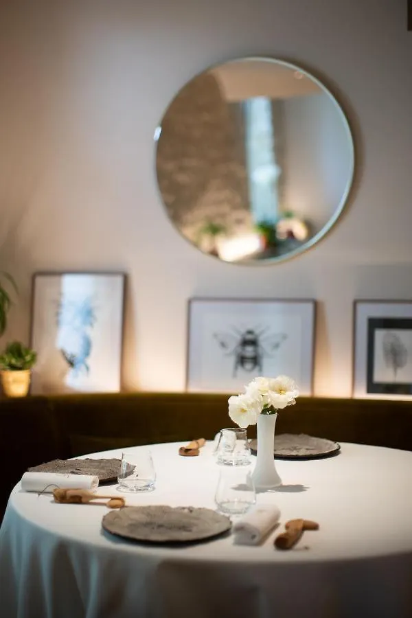 Inn Auberge De Saint-Remy - Restaurant Gastronomique Etoile Fj