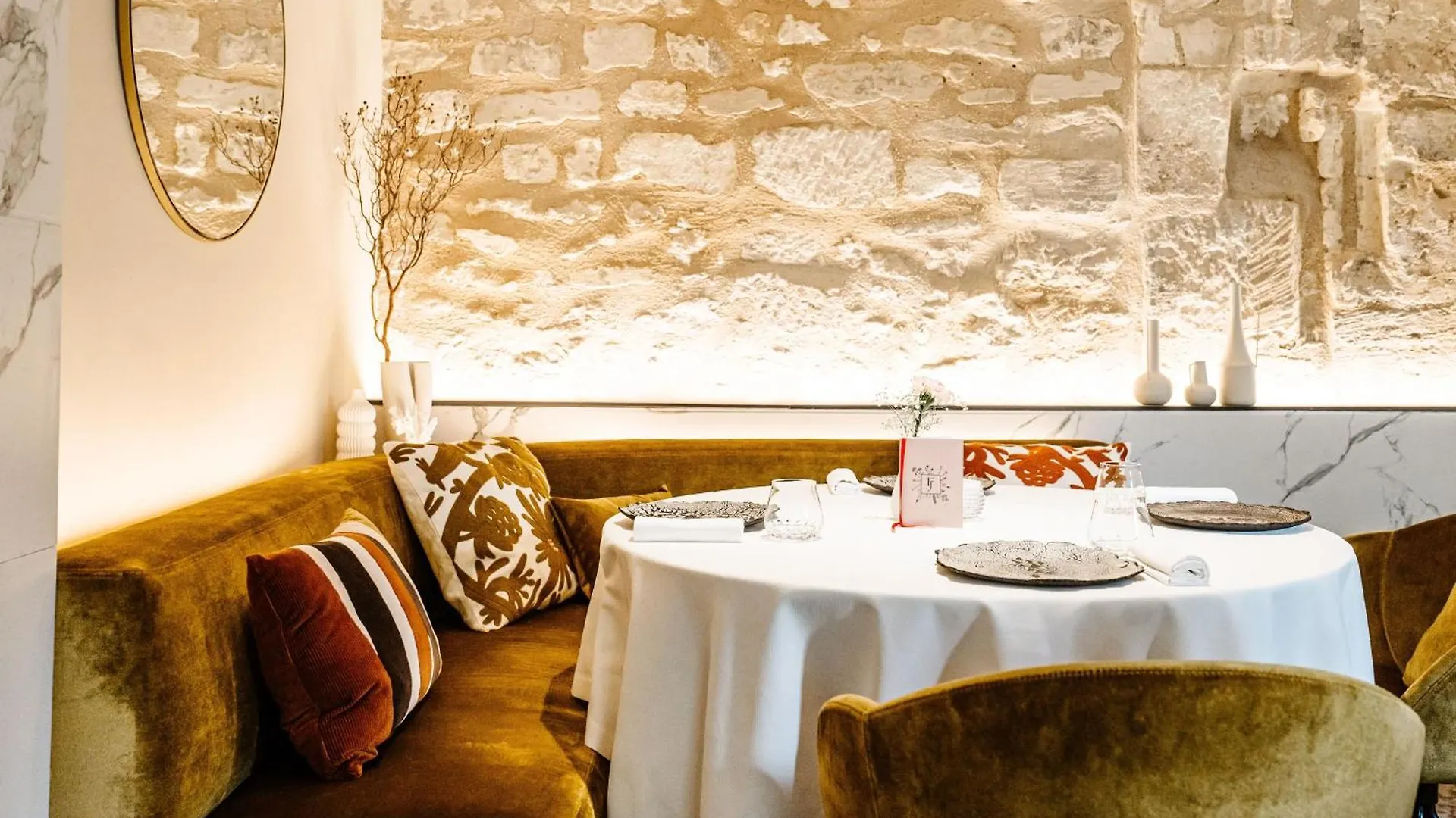 Auberge De Saint-Remy - Restaurant Gastronomique Etoile Fj 4*, Saint-Remy-de-Provence