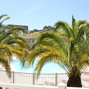  Appartement : Duplex Dans Résidence Avec Piscine France