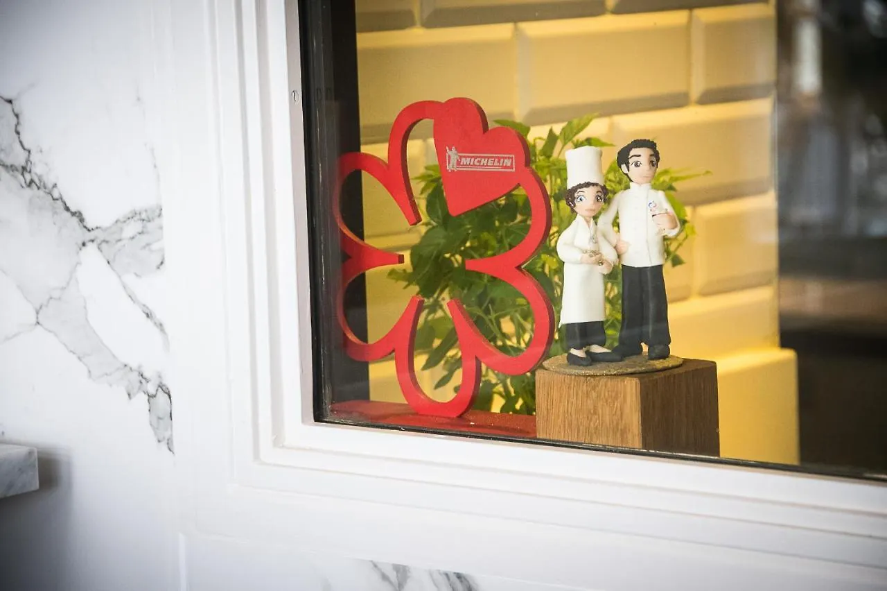 Zajazd Auberge De Saint-Remy - Restaurant Gastronomique Etoile Fj